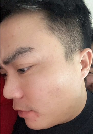 Trẻ Con Chơi Vui Vẻ Giữa Thế Giới Người Lớn