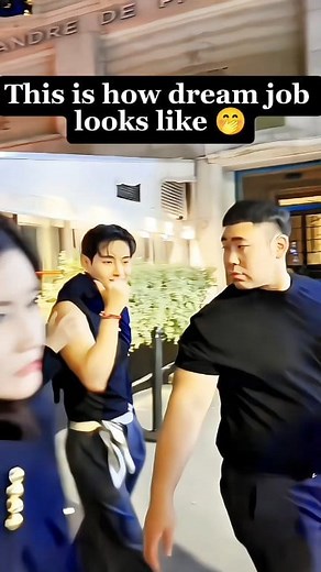 156K views · 4.5K reactions | This is how dream job looks like 來 #v #Taehyung #KimTaehyung #뷔 #BTS #fun #videos #love #viralreelschallenge #loveyou #viralchallenge #funny #Amazing #OMG #viral #videoviralシ #trending #comedy #celebrity #viralvideochallenge #heart #beauty #videoviralシ #beautiful #cute #adorable | 퓣퓐퓔퓗퓨퓤퓝퓖 - 퓟퓾퓻퓹퓵퓮 픂퓸퓾 퓥 | Facebook