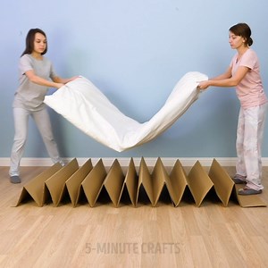 1.2M views · 1.6K reactions | Smart recipes to recycle old boxes. | FoodGasmic | Facebook