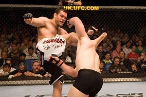 UFC 70: ガブリエル・ゴンザガ vs. ミルコ・クロコップ | UFC