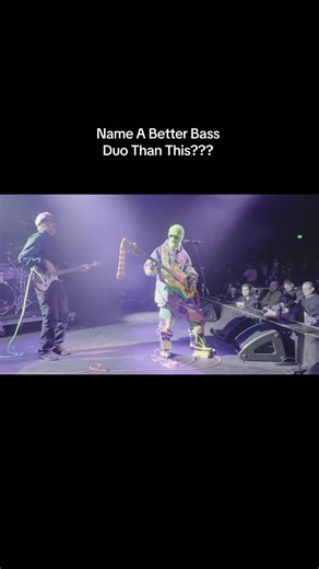 Unforgettable Bass Duo: Les Claypool and Mono Neon Jam