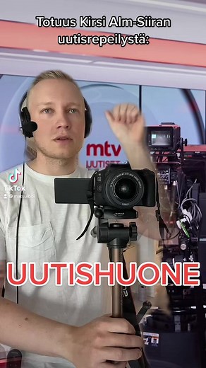 Anteeksipyynnöt ja komedia Kirsi Alm-Siiralta