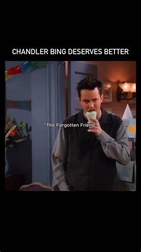 Centralperksource on Instagram: "Chandler Bing my favorite friend always and forever Follow @igcentralperksource 🦖 #friends #friendstv #friendstvshow #chandlerbing"