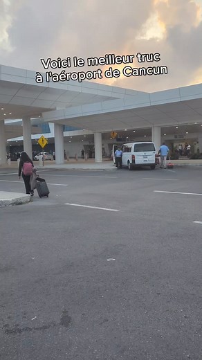 L'aéroport de #Cancun est probablement le pire au monde au niveau des restos. Tout est tellement cher ! J'ai testé le lounge VIP avant un vol vers la France ! #airport #lounge #vip | PL Cloutier