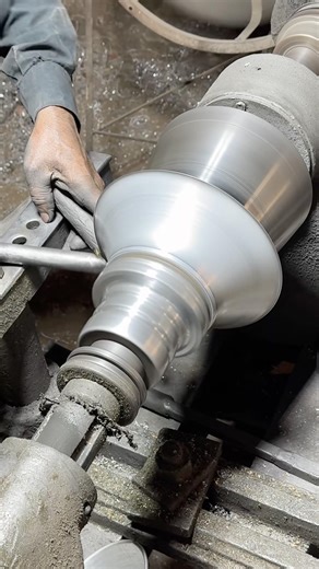 Incredible Process of Making an Aluminum Bowl from Sheet Metal