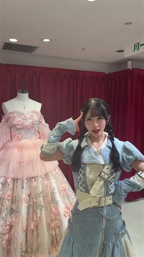 柏木由紀の卒業ドレスと呼び捨てファンタジー