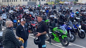 Une 34e édition du Défil’Mania vrombissante et Rock’n’Roll à Épernay