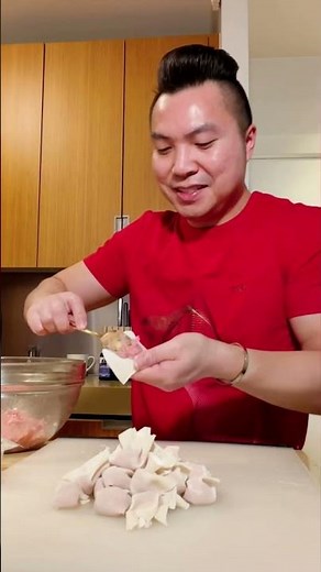 How to make wonton soup! #wontonsoup #recipe