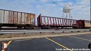 249K views · 2.1K reactions | A Chicago resident captured video of a Canadian Pacific train derailing in Franklin Park, IL, on Sunday. Two cars came of the tracks, one carrying wheat, while the other was empty. | Breitbart | Facebook