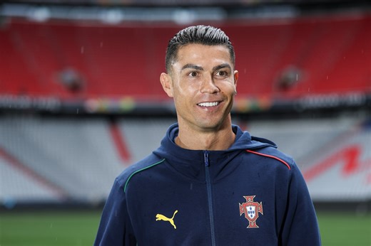 World-famous soccer star engaged to girlfriend of 8 years