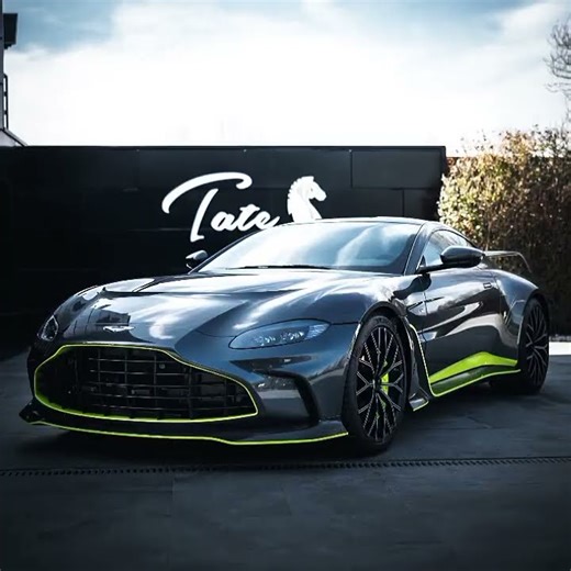 AUDI or ASTON MARTIN #minecraft #automobile #edit #cartok