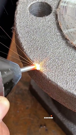 Cold Welding Machine - Capacitor discharge instantaneous pulsed TIG welding