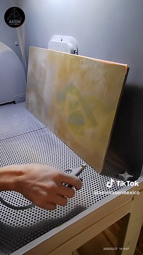 Técnicas de Grabado en Cerámica y Mármol