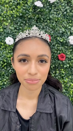 💕A BEAUTIFUL QUEEN MAKEUP ARTIST💕 💰Book a makeup application consultation and Quinceanera Day makeup application in June 2024; mother of the Quince makeup is 20% off the day of Quinceanera. Offer expires: Jul 01 2024💰 📲(832) 953-6000📲#houstonquinceanera #houstonquinceañera #quinceanera #xvaños #misxv #quinceañera #quinceaños #houston | Houston Quinceañera
