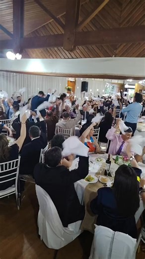 jennyfer on Instagram: "Y así vamooooooh!!!!!!!"