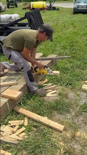 How to make￼ wooden ￼ stakes ￼