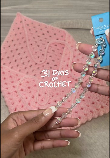 Light Pink Crochet Book Sleeve Tutorial with Beads