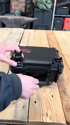 SKB iSeries 0907-4 Waterproof Case - A Closer Look