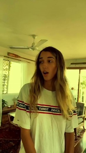 Anyone else talking to their plants at this point? Based off @tahlsyy’s vid #quarantinelife #selfisolationcheck #scomo #sidehustle #coronavirus