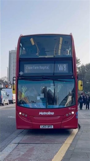 Route W8. Departing Parsonage Lane. E400. Rare working. TE1442