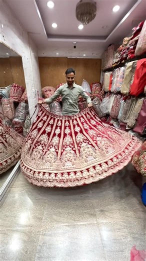 Mehrun Bridal Lehenga ❤️ Royal Bride Look#lehenga #lehengacholi #weddinglehenga