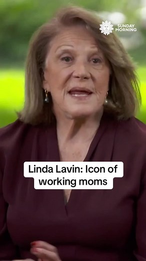 Actor Linda Lavin, who became a working class icon as a paper-hat-wearing waitress on the TV sitcom “Alice,” has died. She was 87. Lavin, spoke with Mo Rocca in 2020 about how her character was viewed as a role model for working moms. #mom #alice #hollywood