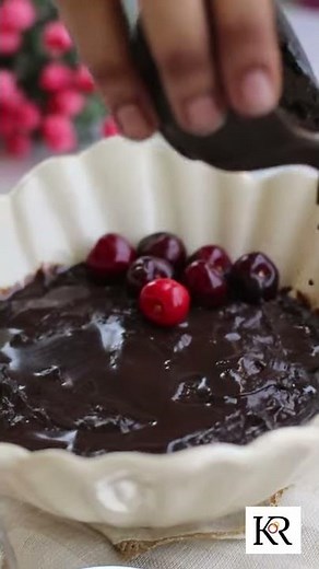 #shorts Chocolate Pudding with topping | Tasty desserts