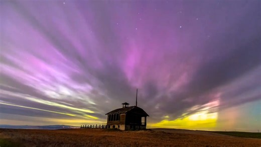 It's so mesmerizing. See timelapse footage of the northern lights as it illuminates the night skies across the U.S. | USA TODAY Video