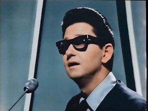 Pretty Paper 🎄 Roy Orbison {Stereo} 1963