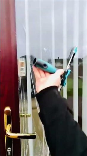 This Tool Changed My Window Cleaning Forever #Cleaning #GlassCleaning #HouseCleaning #shorts