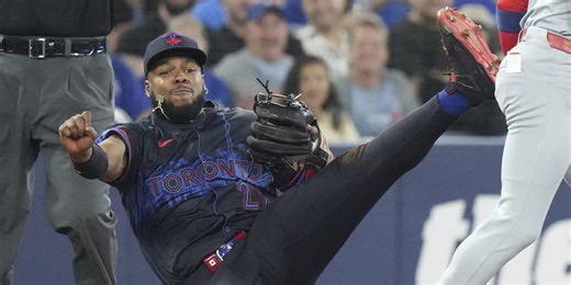 Third-base Vladdy? Occasional hot-corner start could open doors in '25
