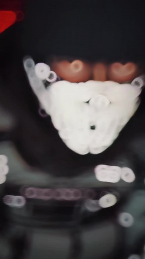 Again… the close up, and eye contact were on point tonight @Callsign.Vendetta #westandwithvendetta #strongertogether #glowstickfamily #venglowunity🪄🪩