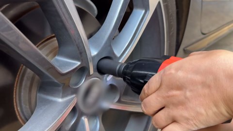 1/2" Drive x 19 mm Deep 6 PT Impact Socket, CR-MO,1/2-inch Drive 6 Point Axle Nut Socket for Easy Removal of Axle Shaft Nuts (Metric 19MM)