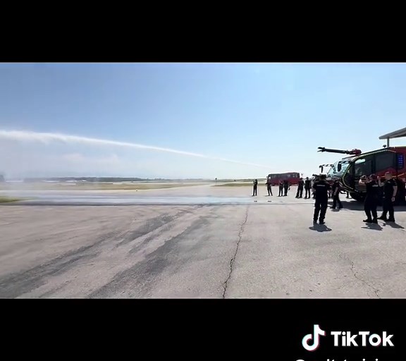 Rosenbauer Panther Demo #Airport #ARFF #rffs #fire