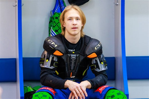 Superb “tic-tac-toe” goal for Alexander Zharovsky - Dose.ca