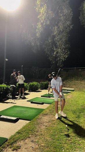 Pro Golfer's Viral Swing | TNTees Golf