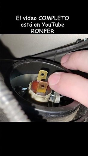 😎 Changing the headlight bulb on a Honda CRV 2002-2011