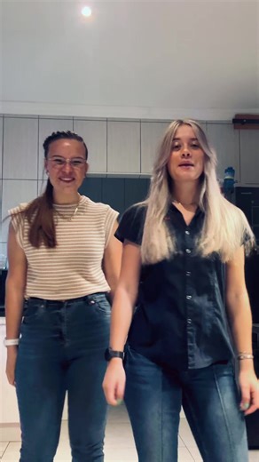 Spam acc💀 (@basicgirlsa)’s videos with COOL FOR THE SUMMER. - gothicfools