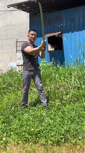 The ironmonger Zhou Shengbang shows strength and beauty #Shengbang ironmonger shop