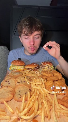 McDonald’s Mukbang ASMR Review — McDonald’s Cookies & Fast Food