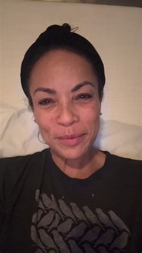 Sincerely, Daphnee 🇭🇹 on Instagram: "The struggle is real! Sending ❤️😘 & how could I possibly have forgotten to add the workout routines, the wellness routines, healthy eating routine, hair routine and of course the eight hours of sleep🤦🏽‍♀️!!!!"