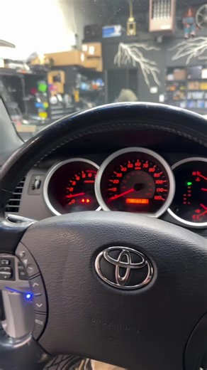 kustom_glow (@kustom_glow)’s videos with original sound - kustom_glow