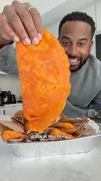 Trying the viral Filipino empanadas #ilocosempanada #filipinofood #nycfood