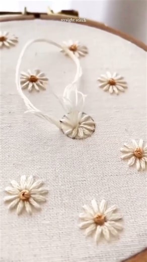 simple hand embroidery flower / straight stitch / french knot stitch #french #frenchknots #knots