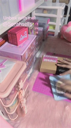 Unboxing Experience with @Senshsells