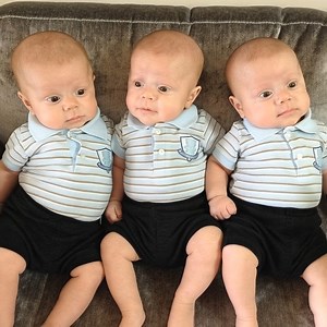 11K views · 114 reactions | Wow❗️❗️Meet identical triplets that became famous all over the worldThey are completely identical - one face for three.來How do their parents tell them apart? There is only one detail that help them distinguish their babies.✅Learn more and check their photos in the comment box below⬇️⬇️⬇️ | Happy Day | Facebook