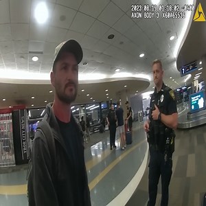 Flirting at Airport Gone Wrong #fblifestyle | Bachelor Mama