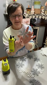 83K views · 2.6K reactions | This snowflake charger is so simplie and quick to make. You will only need stiff white felt, two different size snowflakes and hot glue. If you bought the Dollar Tree snowflake dishes you definelty need to make these chargers! | The Crafty Decorator | Facebook