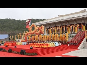 A ritual to worship Chinese ancestor, the Yellow Emperor