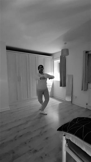 real: Glitch | Preview #autism #neurodiversity #kathak